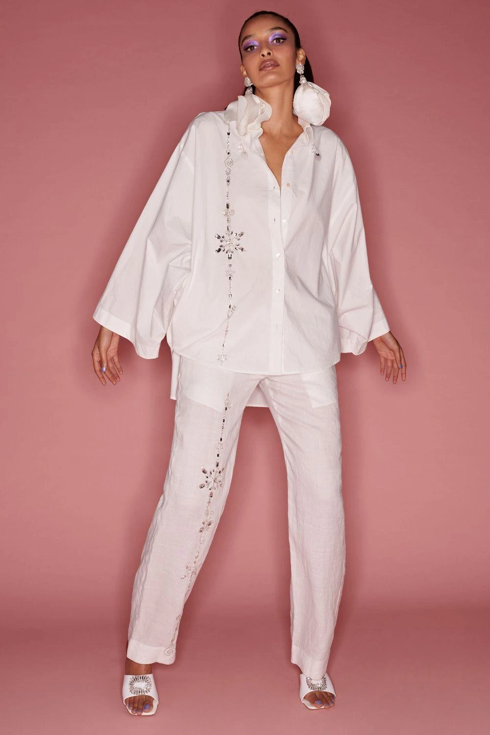 Dilnaz White Embellished Flared Shirt 3 Dilnaz White Embellished Flared Shirt