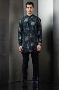 Rohit Gandhi + Rahul Khanna Men Ink & Olive Big Glitch Digital Printed Kurta
