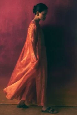 Urvashi Kaur Burnished Gold Boxy Top -Inca Sales Store 8823uk11 3