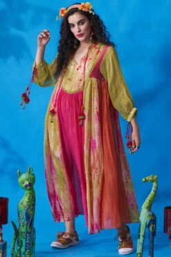 CAPISVIRLEO Green & Pink Panelled Dress -Inca Sales Store 88cap13 2