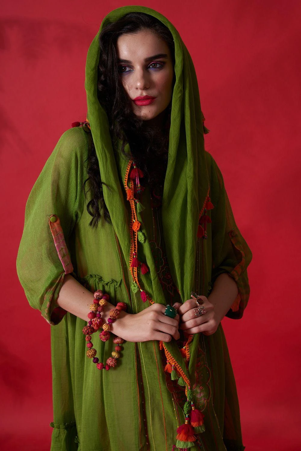 CAPISVIRLEO Green Chanderi Silk Stole 6 CAPISVIRLEO Green Chanderi Silk Stole - Image 4