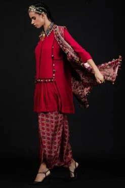 Aseem Kapoor Ruhi Sleeveless Jacket -Inca Sales Store aw21 ac jk 1 3