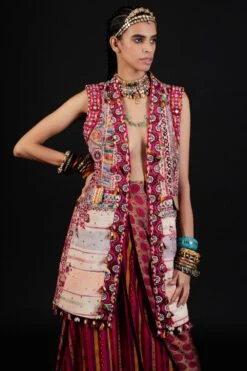 Aseem Kapoor Ruhi Sleeveless Jacket -Inca Sales Store aw21 ac jk 1 6