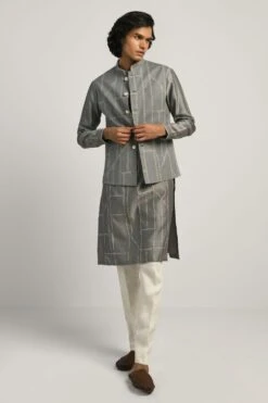 Countrymade Fuselage Hand Embroidered Grey Bundi 10 Countrymade Fuselage Hand Embroidered Grey Bundi -Inca Sales Store cm ctd bd 01 3