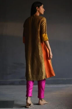 Shorshe Handloom Gold Tissue Kurta & Pink Silk Pants -Inca Sales Store fbgldtsu set 5