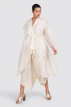 Aikeyah Ivory Applique Organza Cape Set