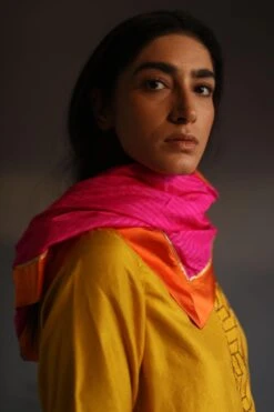 Shorshe Bright Yellow Kurta Set With Embroidery Details -Inca Sales Store hkyelslk set 4