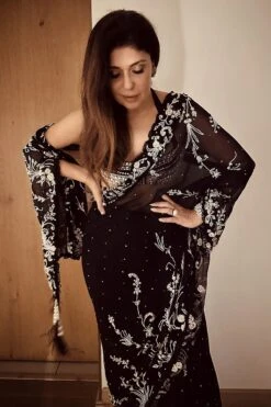 Dilnaz Black Embroidered Bustier -Inca Sales Store img 5759 1 1