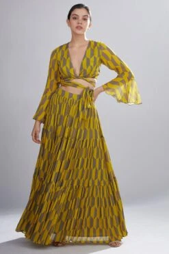 KoAi Chiffon Geometric Pleated Skirt