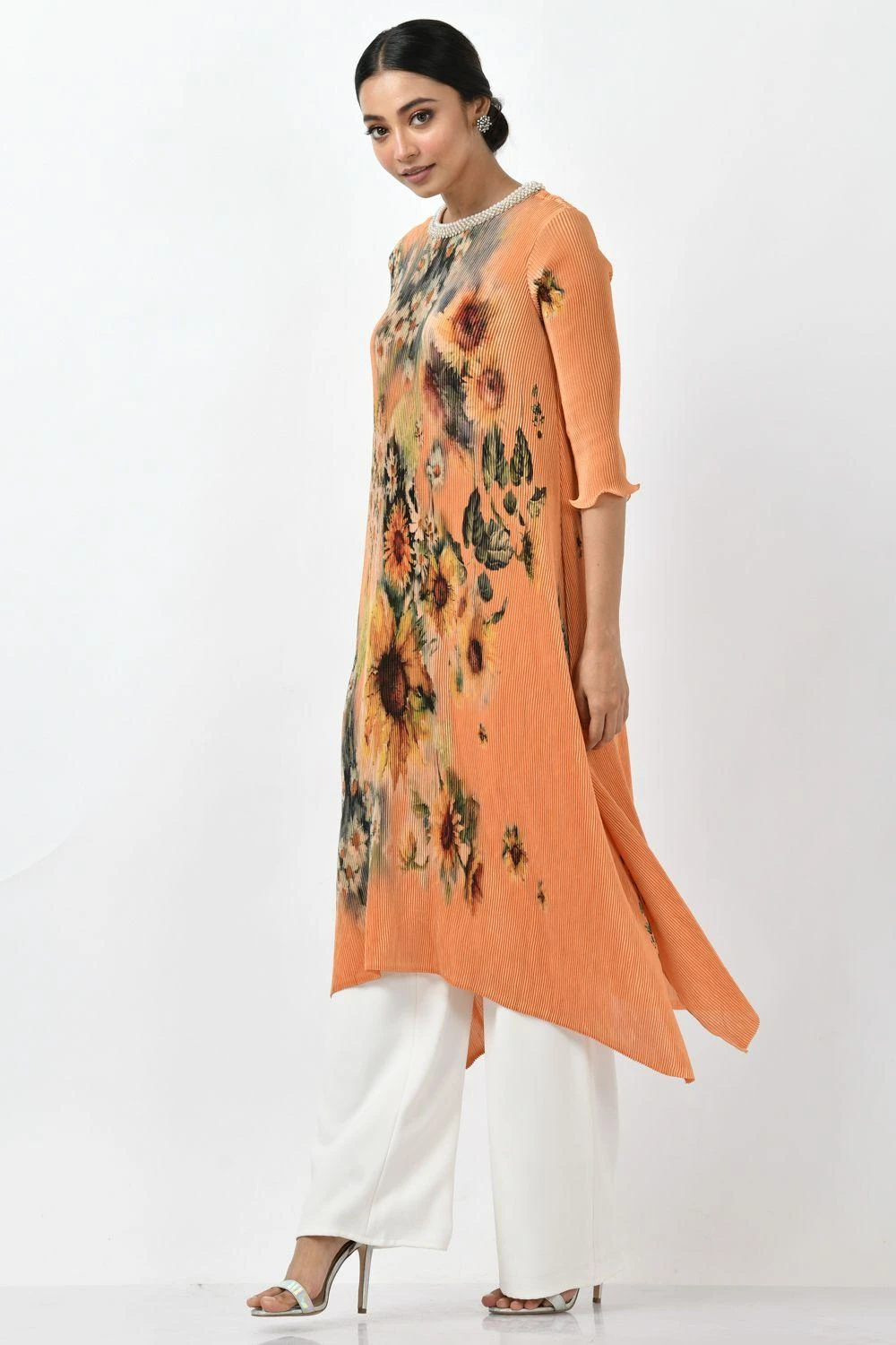 Kiran Uttam Ghosh Mango Sunflower Printed Tunic 6 Kiran Uttam Ghosh Mango Sunflower Printed Tunic - Image 4