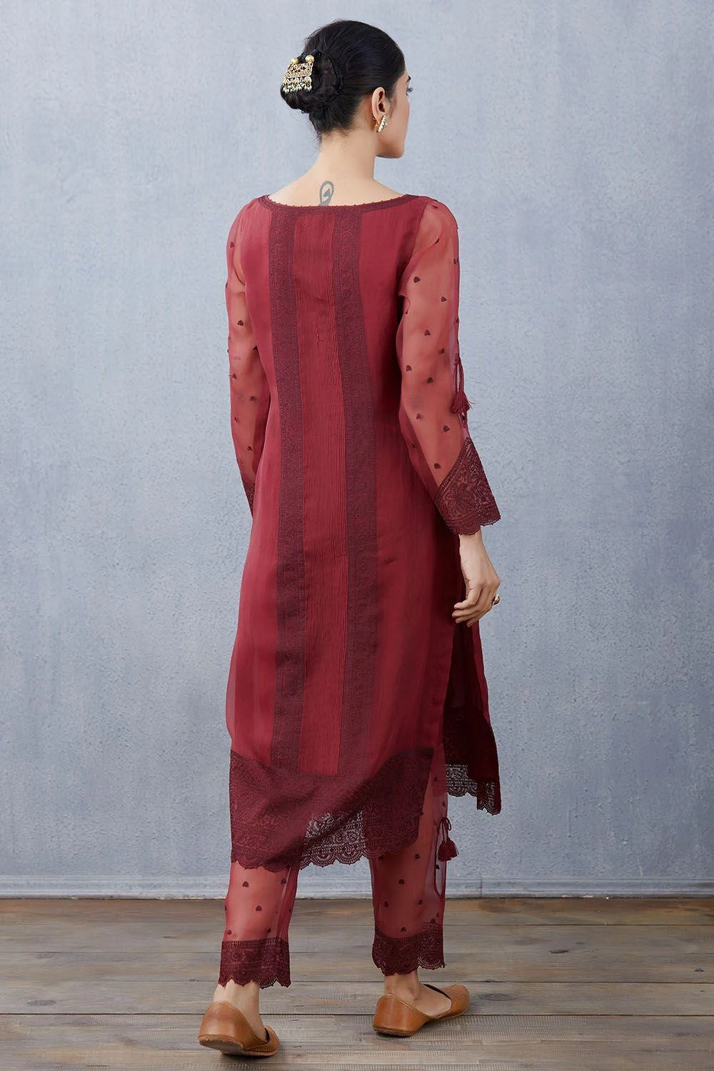 Torani Maroon Abhra Kurta Set 8 Torani Maroon Abhra Kurta Set - Image 6