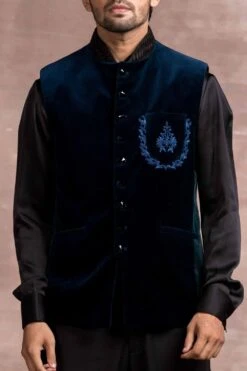 Tarun Tahiliani Men Teal Velvet Bundi Set -Inca Sales Store mf awu pw wc 1 4