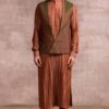 Tarun Tahiliani Men Shot Green Textured Bundi Jacket