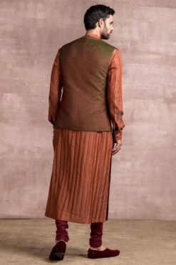 Tarun Tahiliani Men Shot Green Textured Bundi Jacket -Inca Sales Store mf awu tex wc 1 3