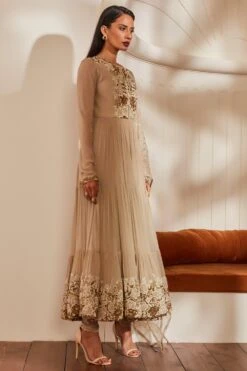 Nikita Mhaisalkar Off-white Baroque Work Anarkali Set 8 Nikita Mhaisalkar Off-white Baroque Work Anarkali Set -Inca Sales Store nf f22 018 2