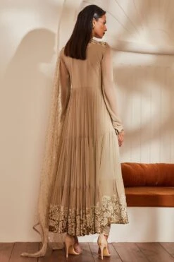 Nikita Mhaisalkar Off-white Baroque Work Anarkali Set 11 Nikita Mhaisalkar Off-white Baroque Work Anarkali Set -Inca Sales Store nf f22 018 5