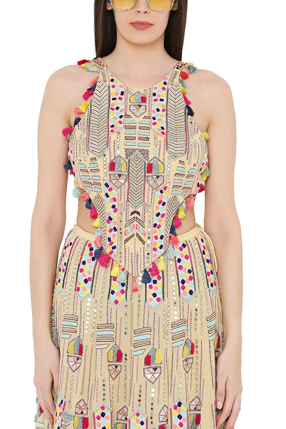 Payal Singhal Pale Yellow Lehenga Set With Embroidered Choli 5 Payal Singhal Pale Yellow Lehenga Set With Embroidered Choli - Image 3