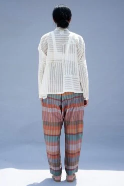 SWGT Ivory Sheer Top With Crochet Details 11 SWGT Ivory Sheer Top With Crochet Details -Inca Sales Store sh4b iv 5