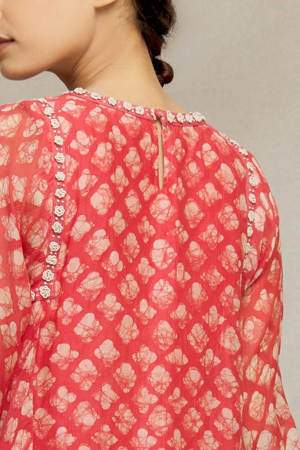 Myoho Red Floral Printed Kurta Set 6 Myoho Red Floral Printed Kurta Set - Image 4