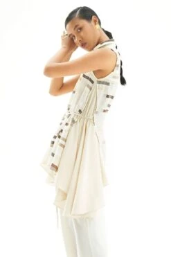 Corpora Studio Panelled Drawstring Top -Inca Sales Store ss22to3 2