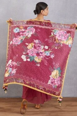 Torani Manika Chokor Guncha Scarf