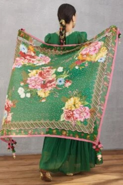 Torani Panna Chokor Guncha Scarf