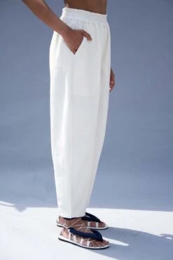 SWGT Voluminous Ivory Pants 9 SWGT Voluminous Ivory Pants -Inca Sales Store tr2 kh 3