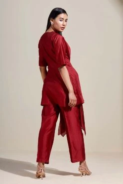 Twinkle Hanspal Maroon Handloom Chanderi Co Ord Set 7 Twinkle Hanspal Maroon Handloom Chanderi Co Ord Set -Inca Sales Store trs20 3