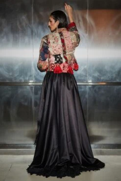 Varun Bahl Vintage Upcycled Patchwork Jacket Set 15 Varun Bahl Vintage Upcycled Patchwork Jacket Set -Inca Sales Store vb1509 13 7