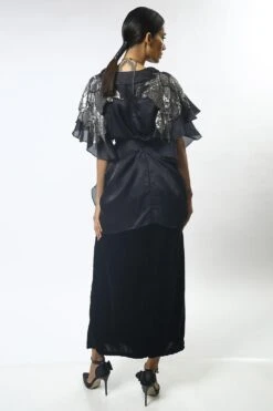 Varun Bahl Black Organza Cape Set With Embellished Shoulders -Inca Sales Store vb dc 20 tb c 09 5