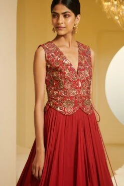 Varun Bahl Red Embroidered Vest & Lehenga Set -Inca Sales Store vbcw2020tbz 05 3